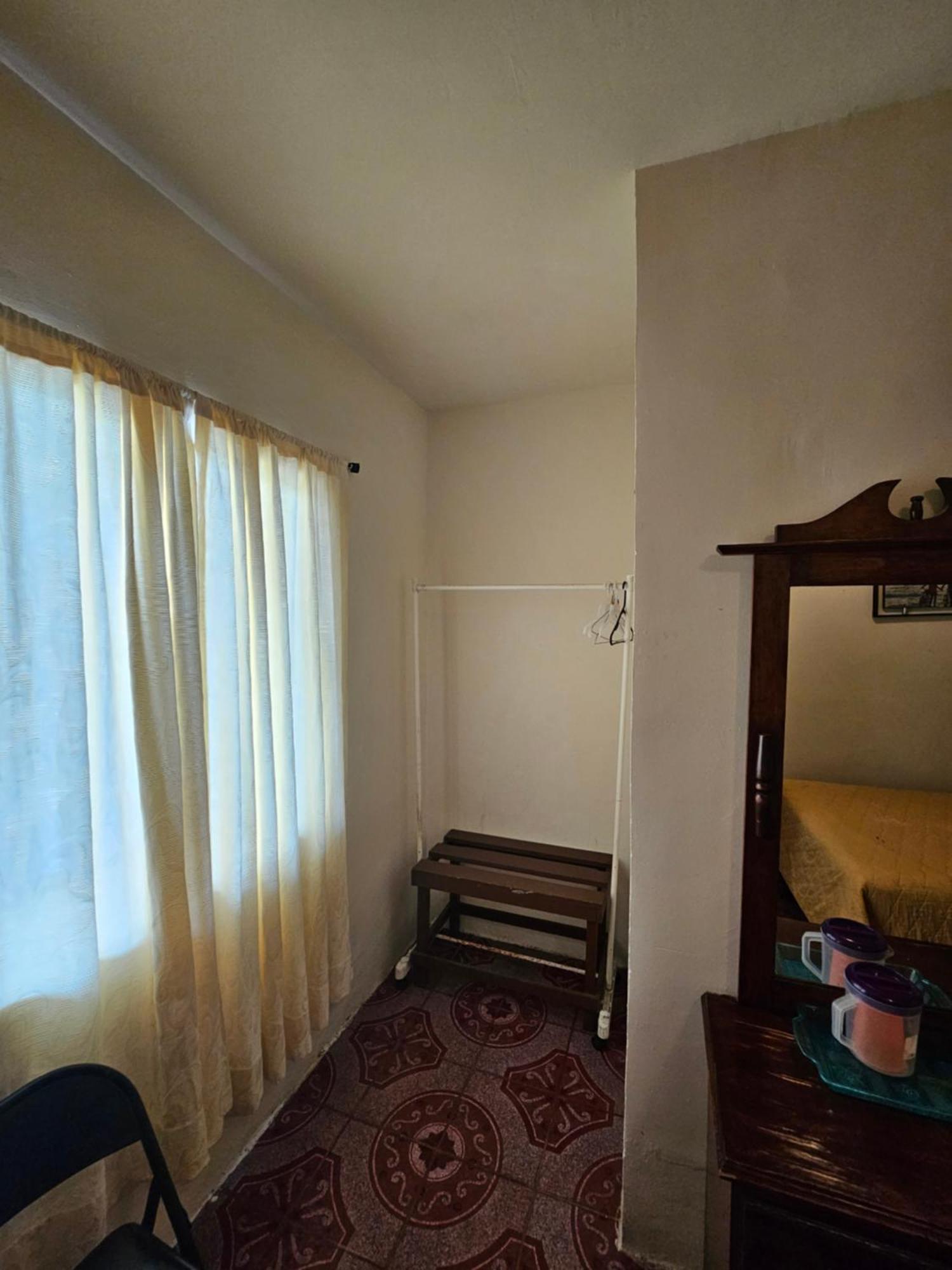 מטמורוס Hotel Chalet מראה חיצוני תמונה